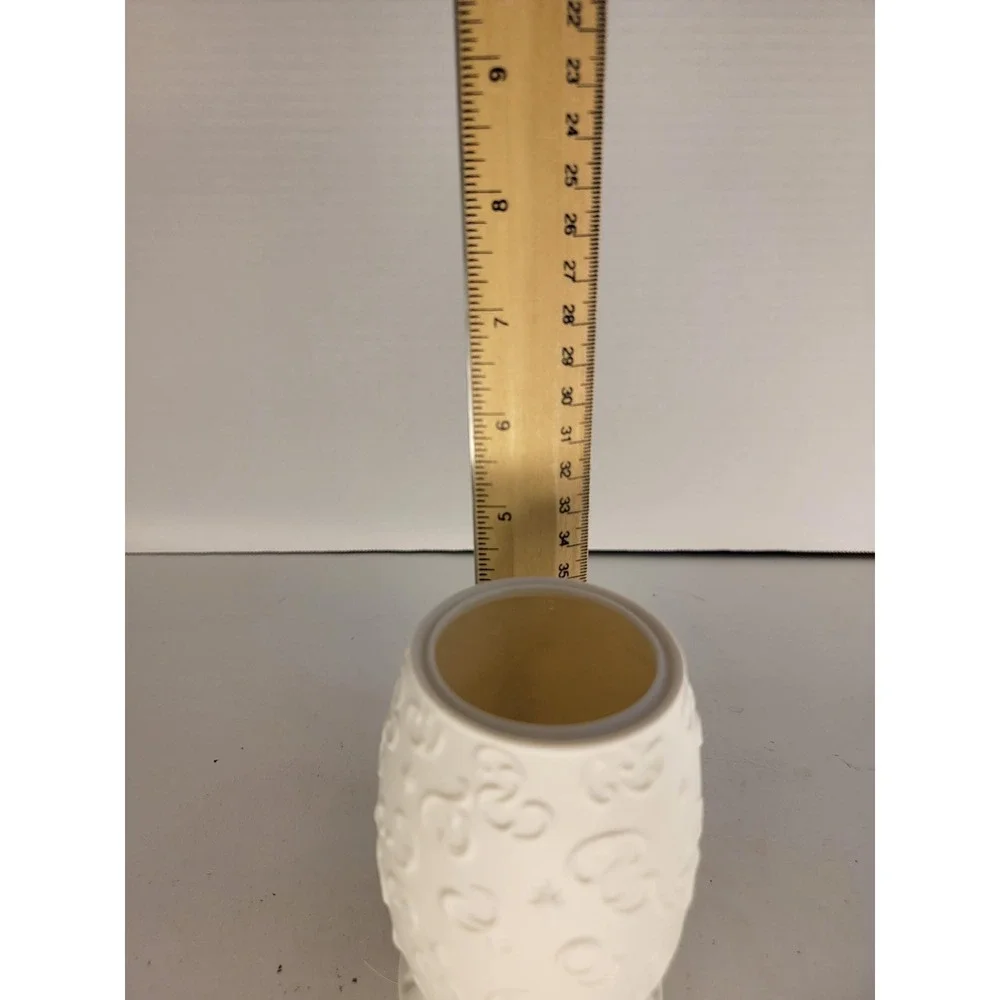 Retired PartyLite White Bisque Porcelain Tealight Candle Holder w Box EUC - Picture 5 of 6